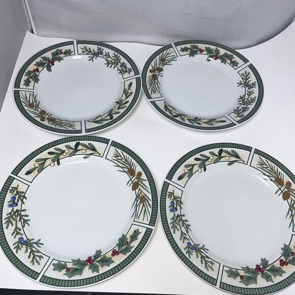 Set Of 4 Fairfield Wintergreen Dinner Plates Christmas Holiday - Picture 2 of 7
